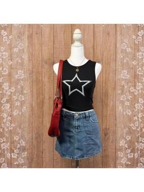 FB Sister Black Star Graphic Crop Tank Top